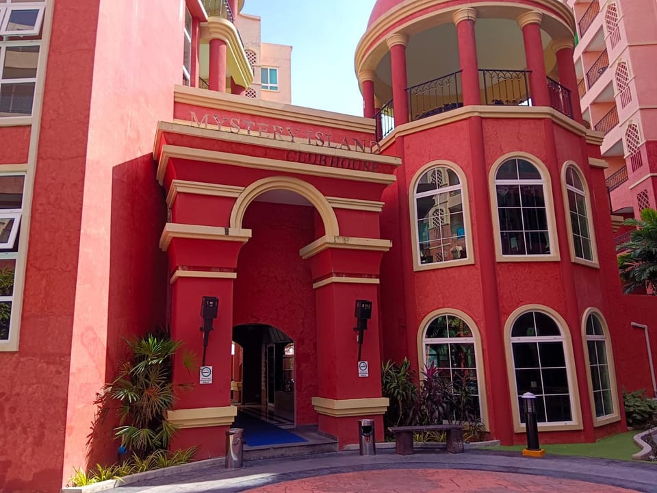Property building, Day