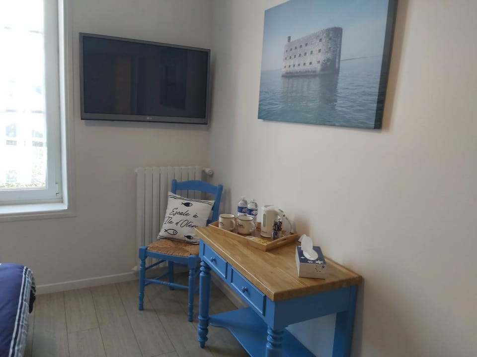 TV and multimedia, Coffee/tea facilities
