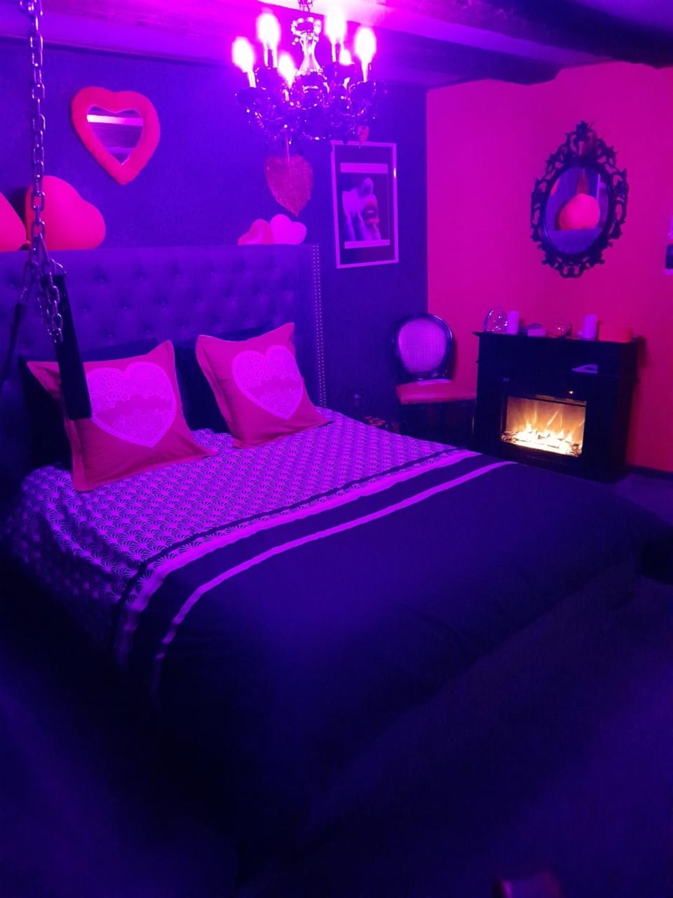 Photo of the whole room