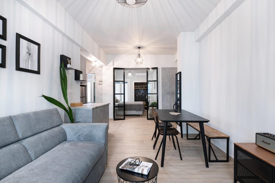 Living room, Seating area, Dining area, Bedroom