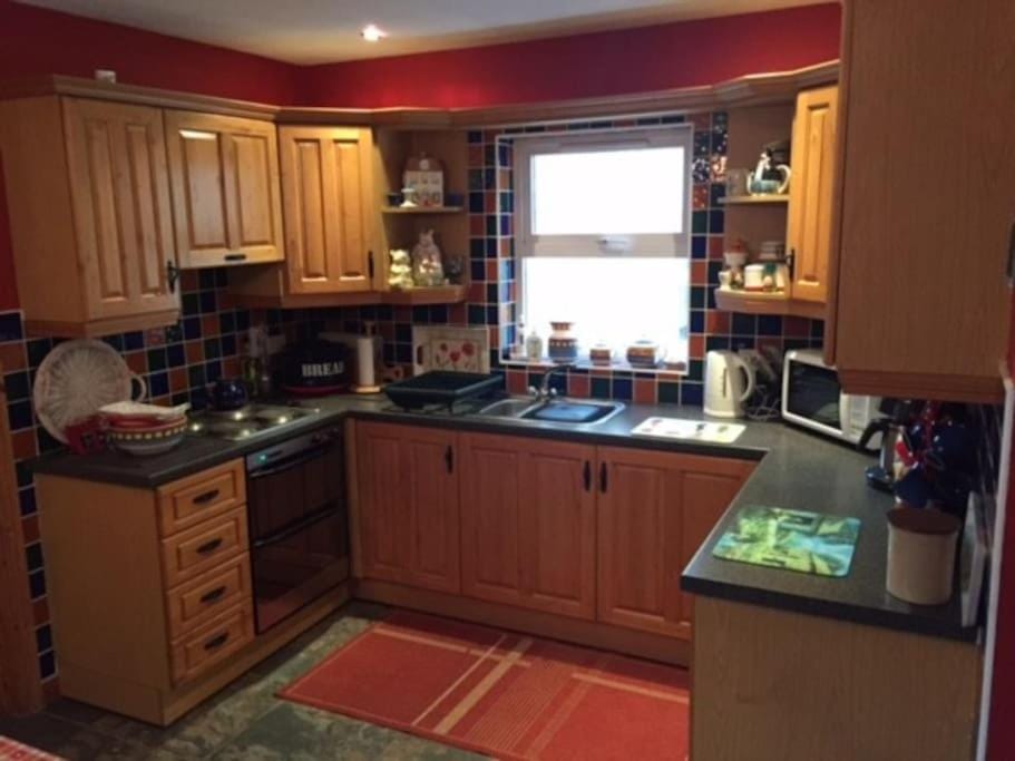 Primrose Cottage, Bushmills - Cosy Self Catering Property House in Northern Ireland
