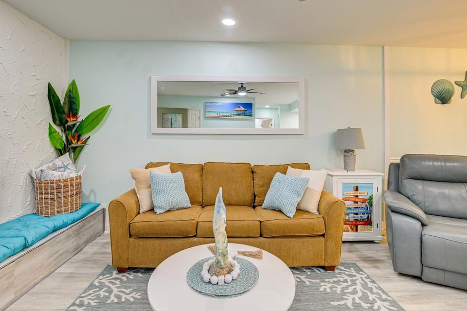 Cozy Myrtle Beach Getaway: 1 Block to Ocean! House in Myrtle Beach