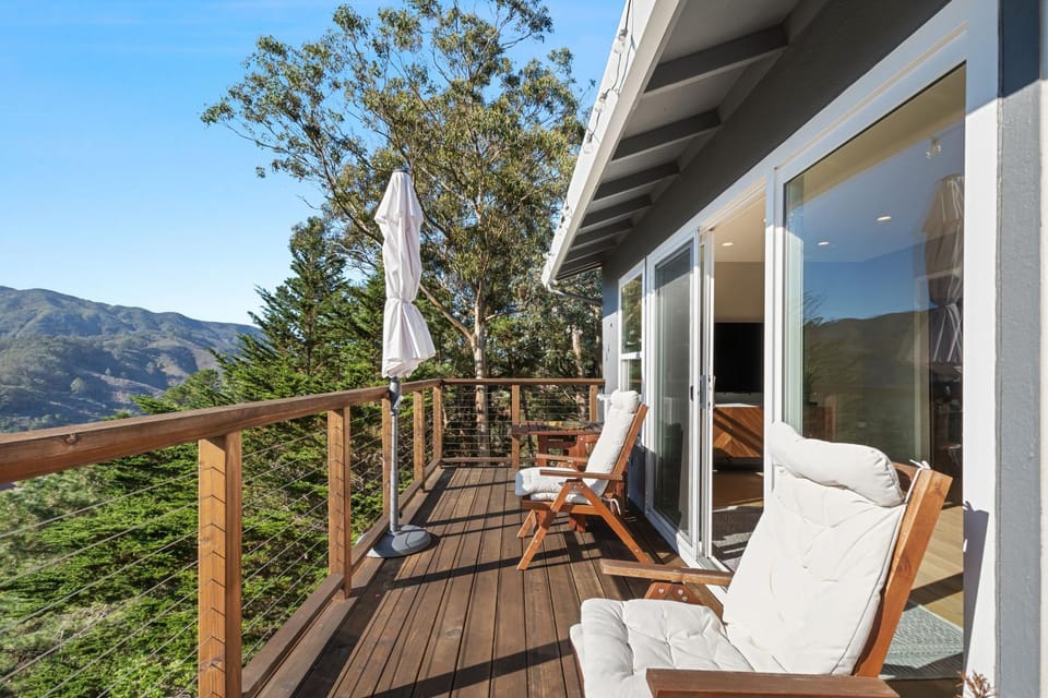 Day, Balcony/Terrace, Seating area, Mountain view, sunbed