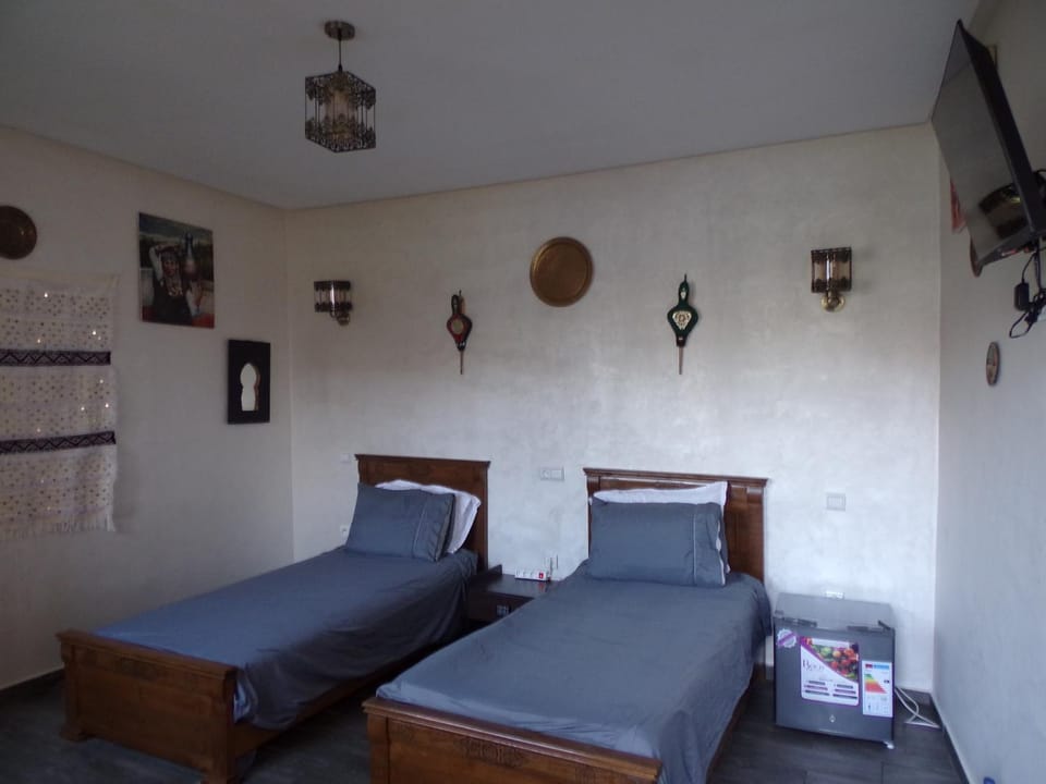 TV and multimedia, Photo of the whole room, Bedroom