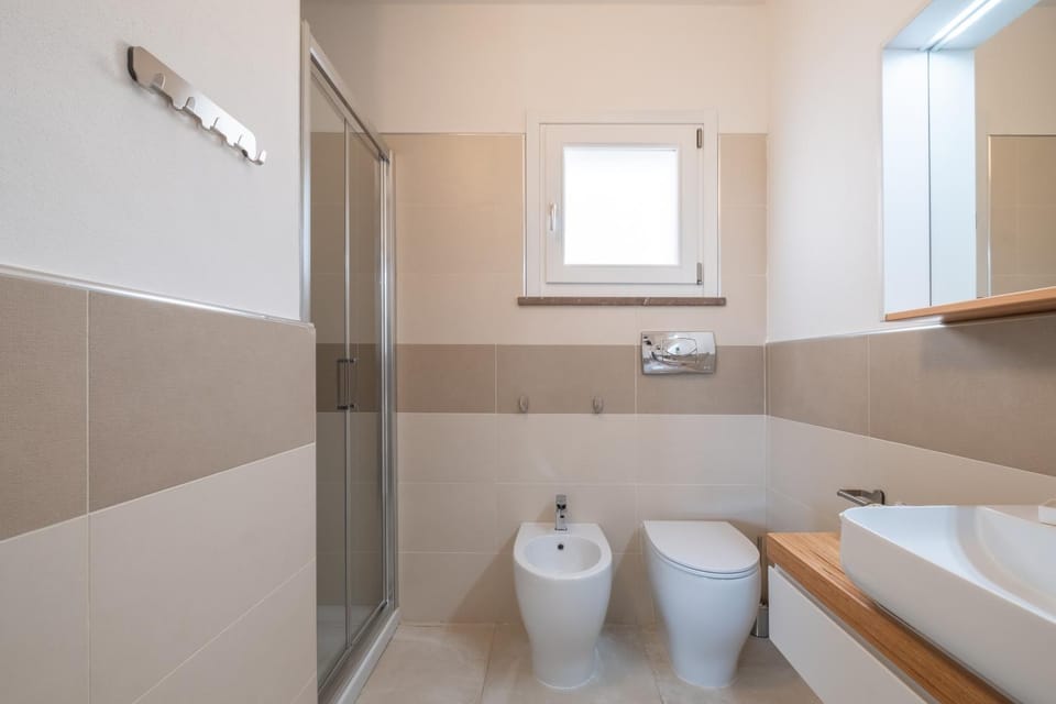 Shower, Toilet, Bathroom, bidet