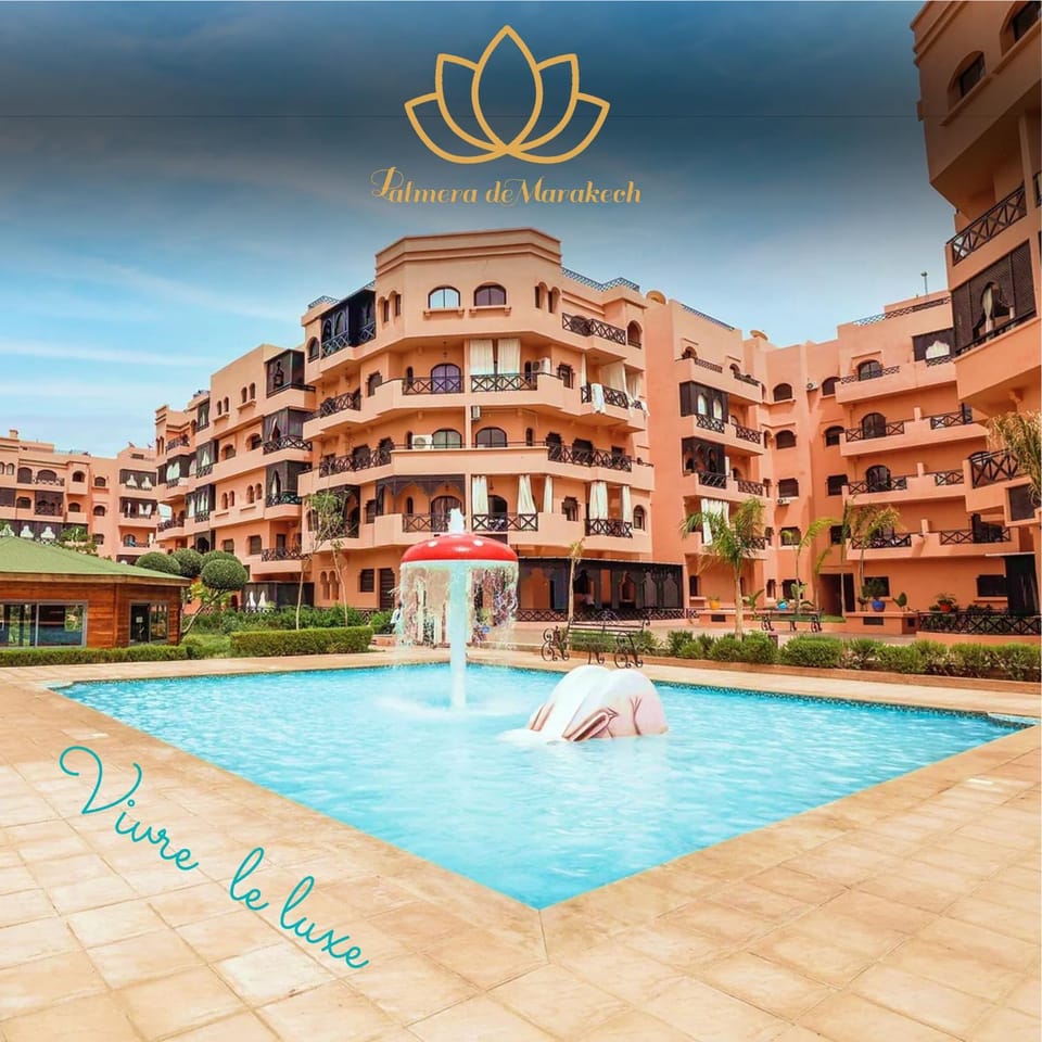 Property building, Swimming pool, Swimming pool