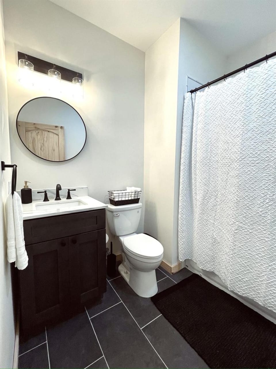 Cabin Coco Resort Stay! Swim Spa, Views, Games Cabin in Sevier County