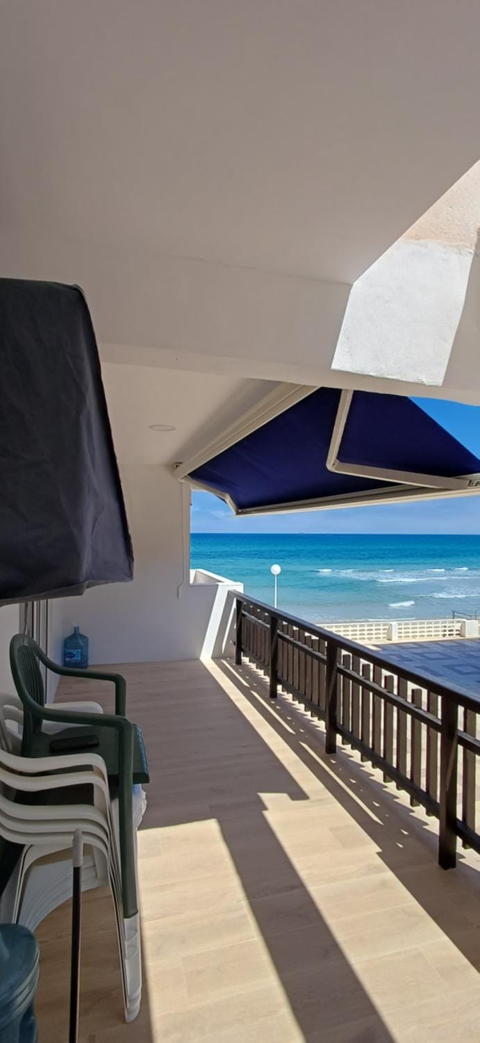 Cosy flat with a large terrace facing the sea Apartment in La Manga
