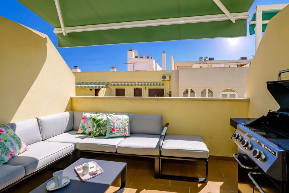 BBQ facilities, Balcony/Terrace
