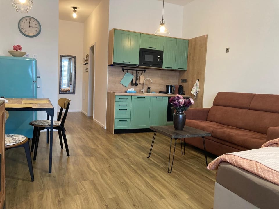 Štýlový apartmán A409 v centre NR, parkovanie v cene Apartment in Slovakia