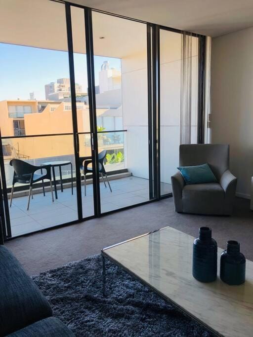 Stunning Apartment in Neutral Bay GRO17401 Apartment in Sydney