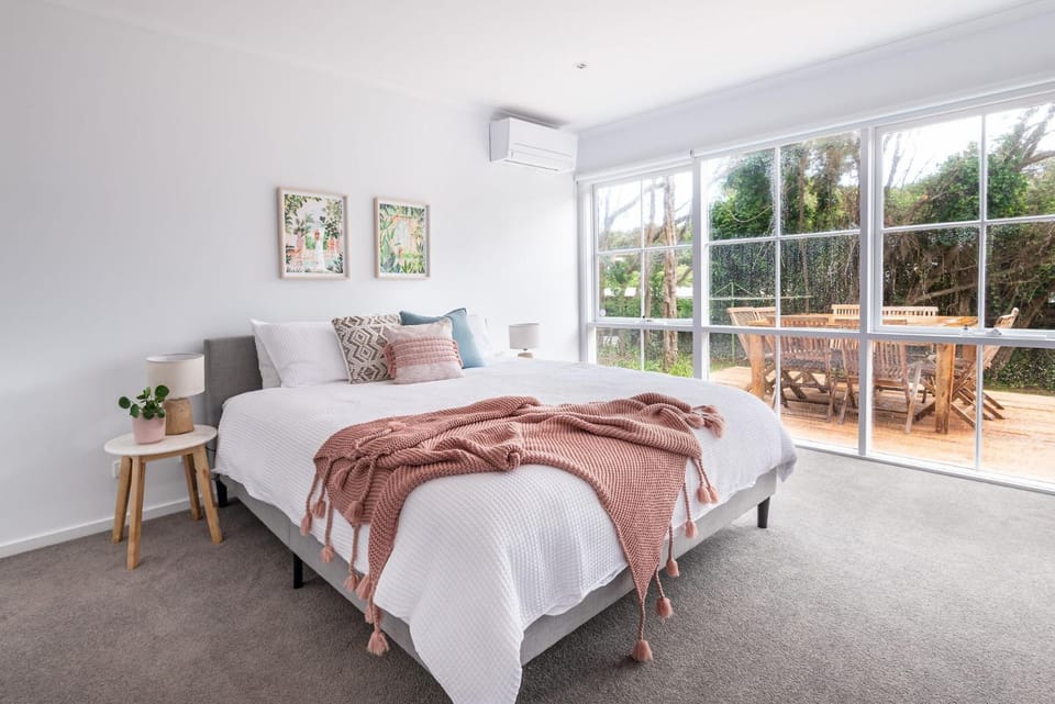 Bed, Balcony/Terrace, Bedroom