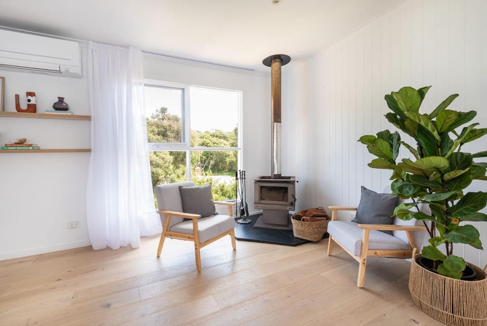 Living room, Seating area, flat iron