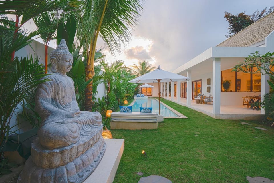 Garden, Garden view, Pool view, Swimming pool
