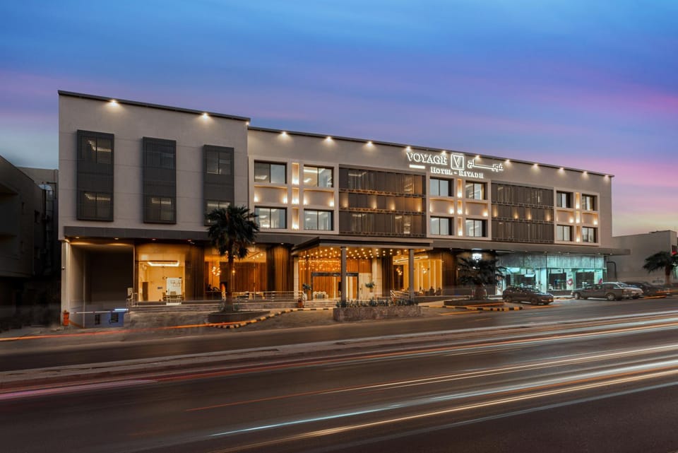 Property building, Street view, Location, Parking