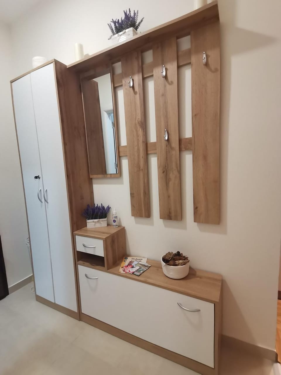 wardrobe