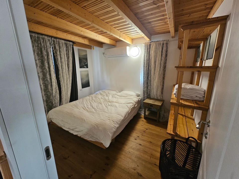 Zimmer spa in megadim Chalet in Haifa District