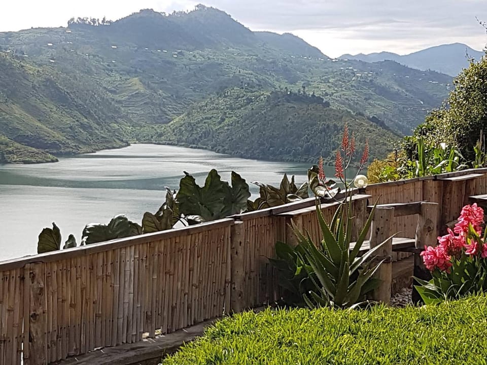 Lake view, Mountain view