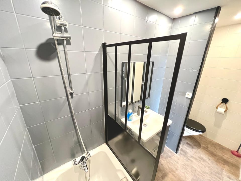 Toilet, Bathroom