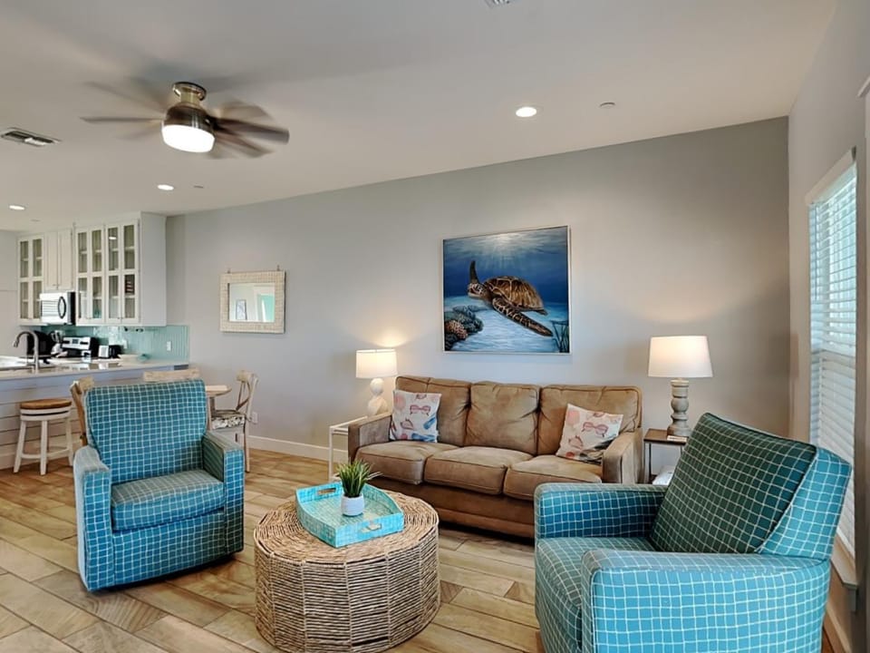Kitchen or kitchenette, Living room, Seating area, furniture