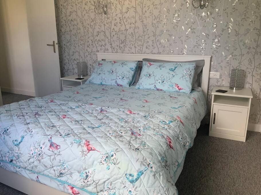 Bed, Bedroom