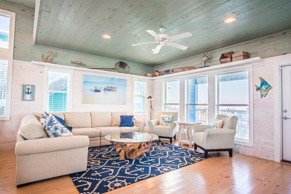Living room, Seating area, furniture