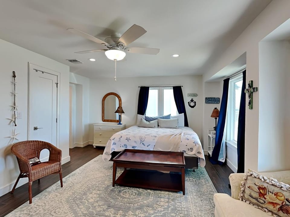 Bed, Bedroom, furniture