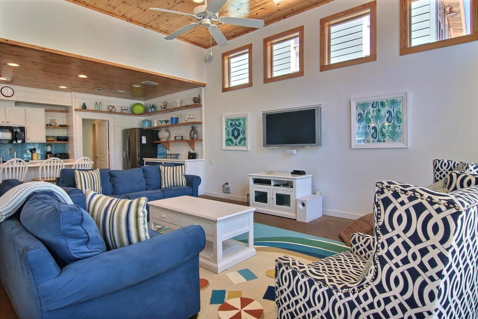 Living room, Seating area, furniture, kitchen