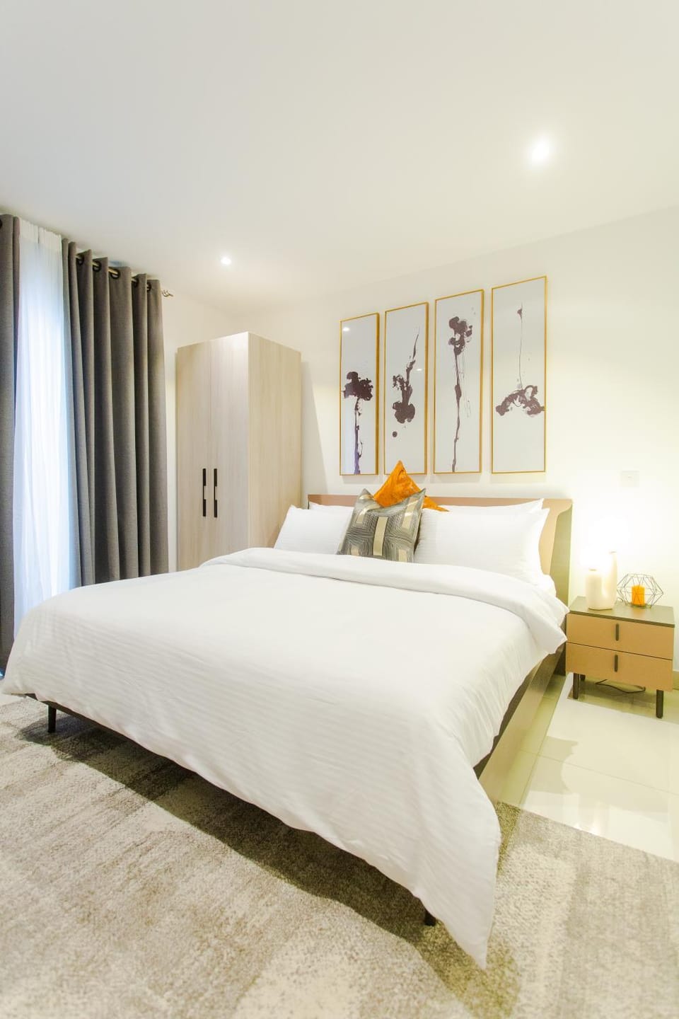 Bed, Decorative detail, Bedroom, wardrobe