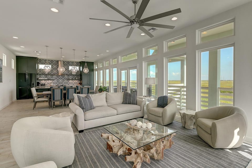 View (from property/room), Kitchen or kitchenette, Living room, Seating area, Dining area, furniture