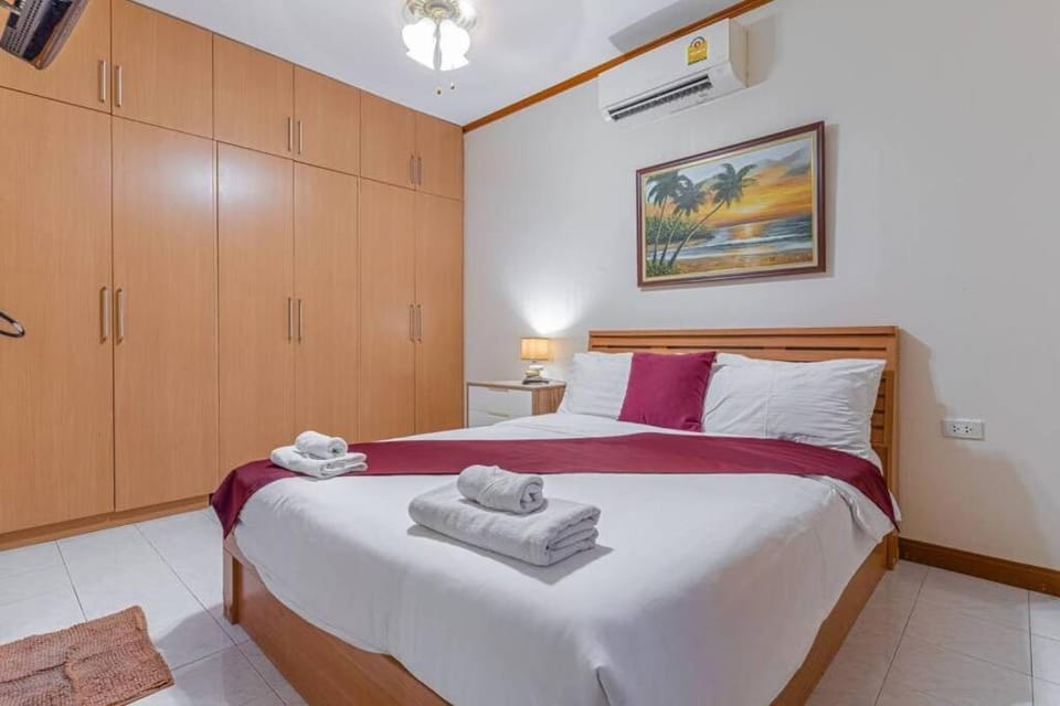 Bed, Bedroom, wardrobe