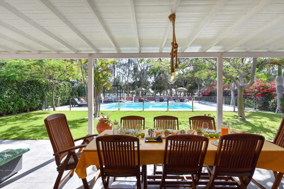 Patio, Day, Garden, View (from property/room), Balcony/Terrace, Dining area, Garden view, Pool view, Swimming pool, sunbed