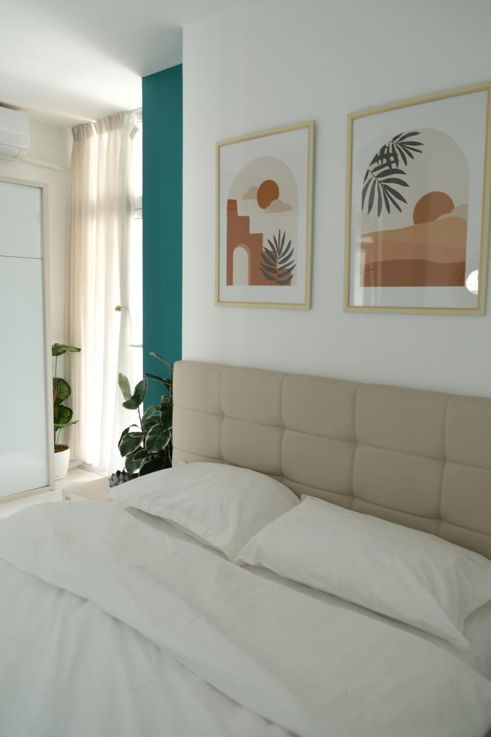 Modern Apartment at Train Station Apartment in Tirana