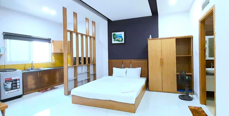 Bed, wardrobe, washing machine