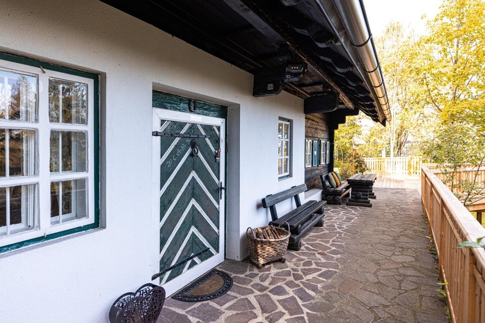 Property building, Balcony/Terrace