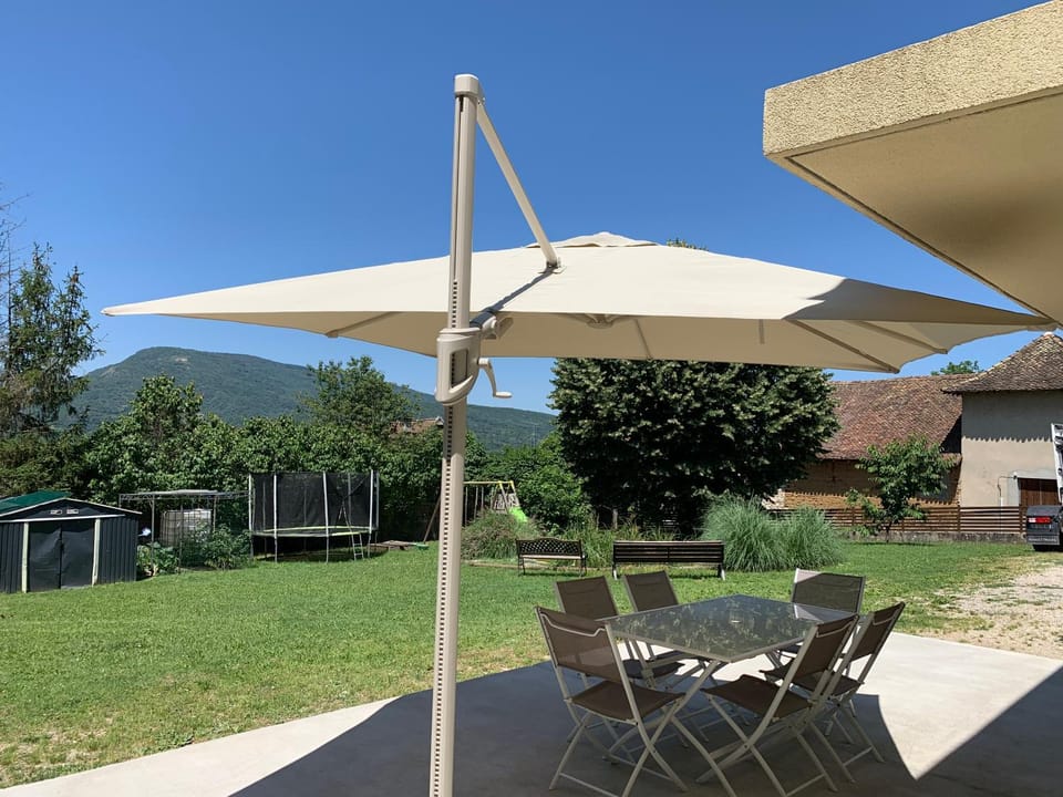 Patio, Garden, Dining area, Garden view