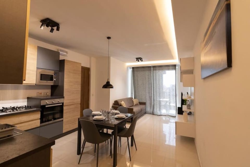 Communal lounge/ TV room, Kitchen or kitchenette, Living room, Seating area