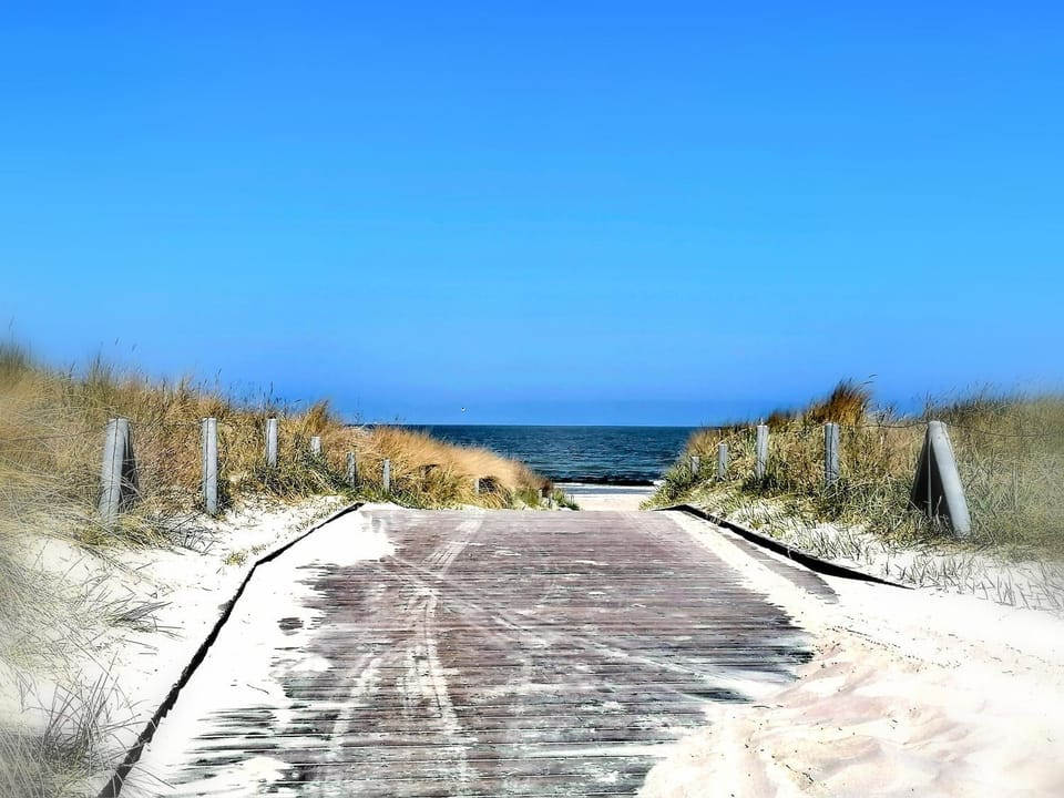 Nearby landmark, Day, Natural landscape, Beach, Sea view