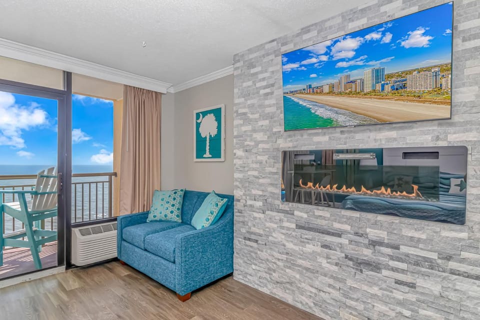 Immaculate Oceanfront King Suite! Completely Updated! - Caravelle Resort 1414 - Sleeps 2-3 Guests! House in Myrtle Beach