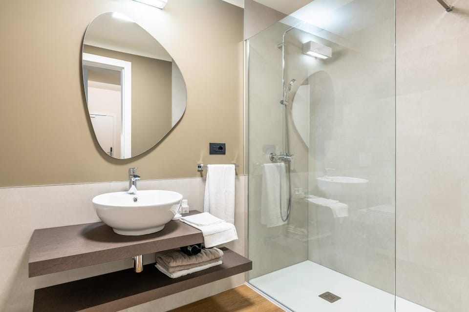 Shower, Toilet, Bathroom, bidet