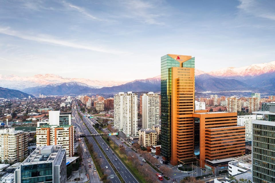Property building, Day, Neighbourhood, Natural landscape, Bird's eye view, City view, Mountain view, Location