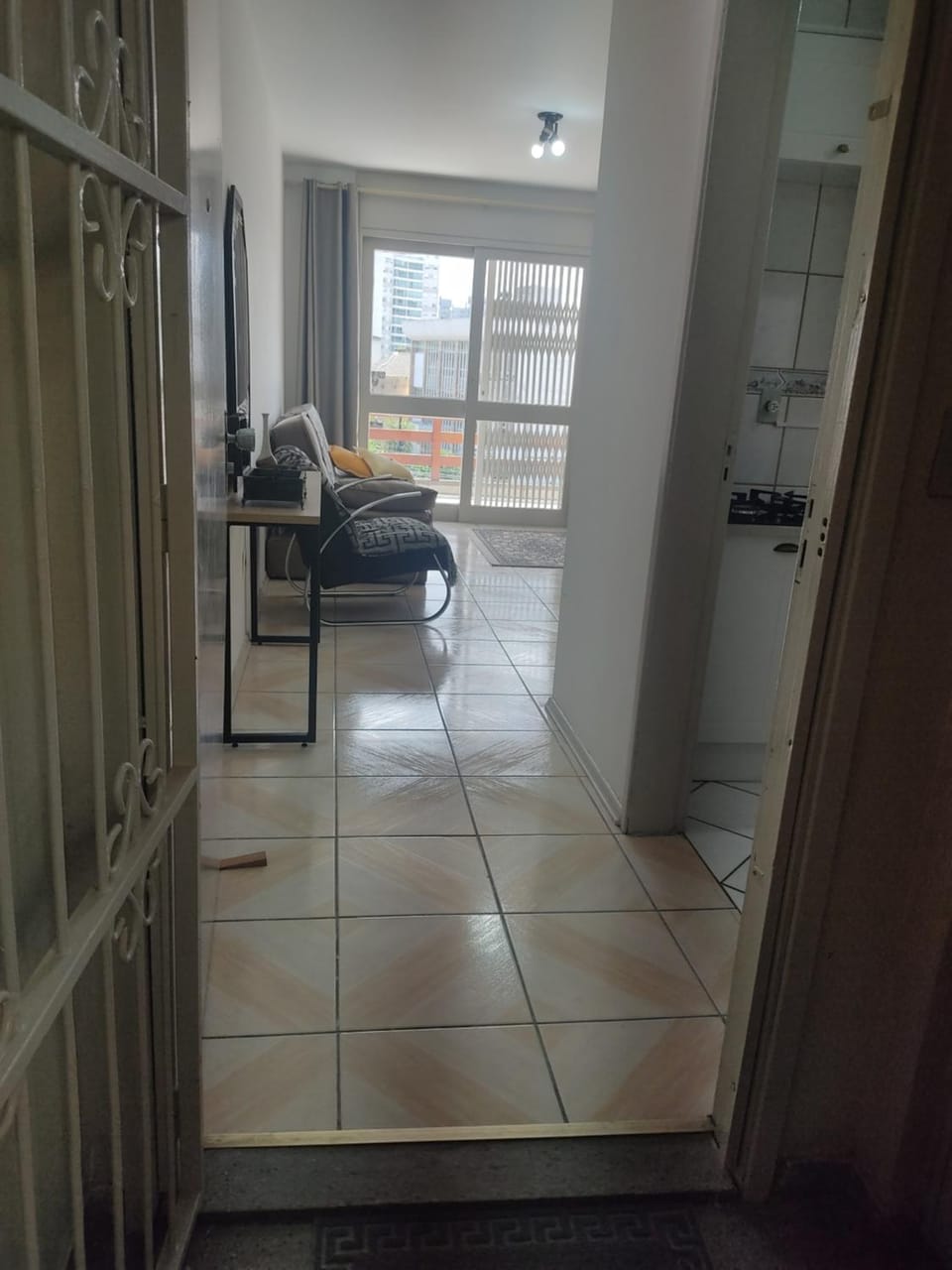 Kitchen or kitchenette, Living room