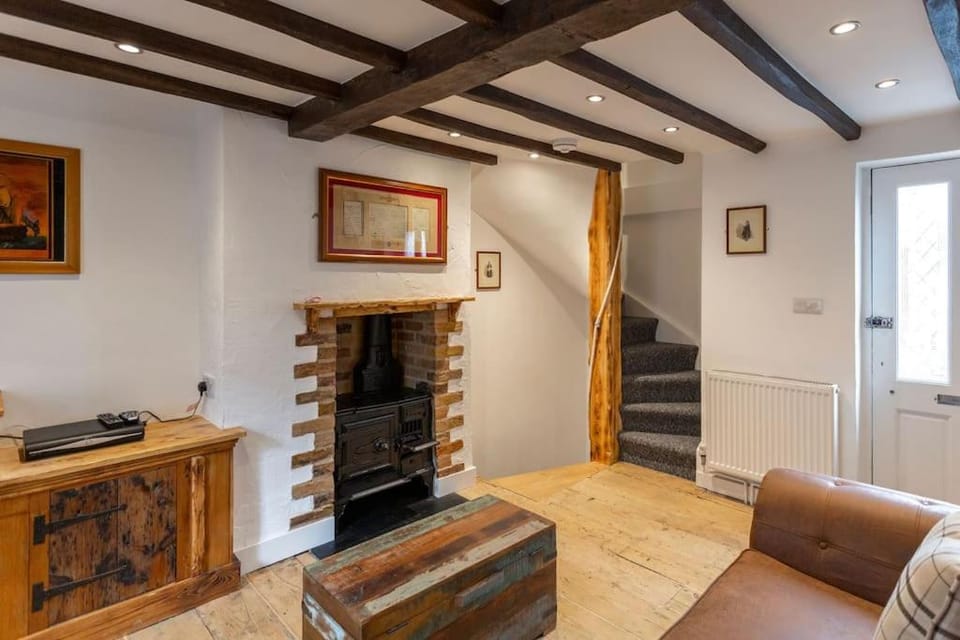 Pickwick's Place in Broadstairs - Exclusive unmissable deals! Book now before it's too late! House in Broadstairs