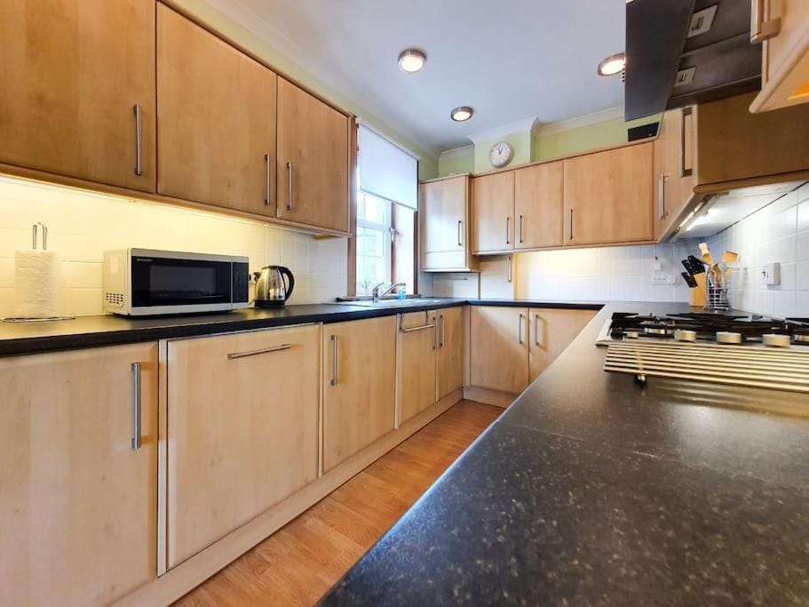 Kitchen or kitchenette, dishwasher, minibar, pet friendly, stove, toaster