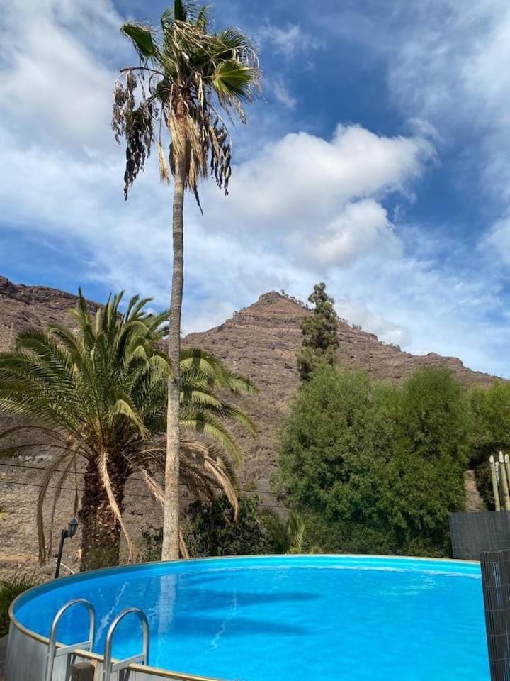 Mountain view, Swimming pool