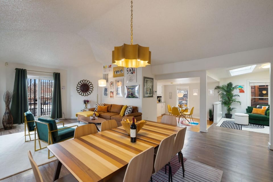 Pine Street Loft Steps from Old Town Square Villa in Fort Collins