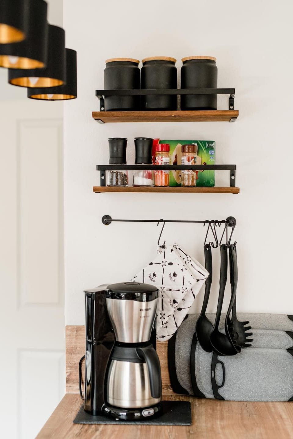 Coffee/tea facilities, Kitchen or kitchenette