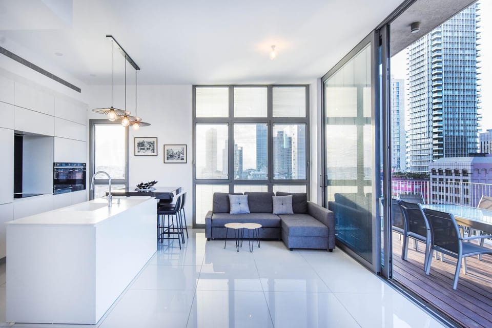 Kitchen or kitchenette, Living room