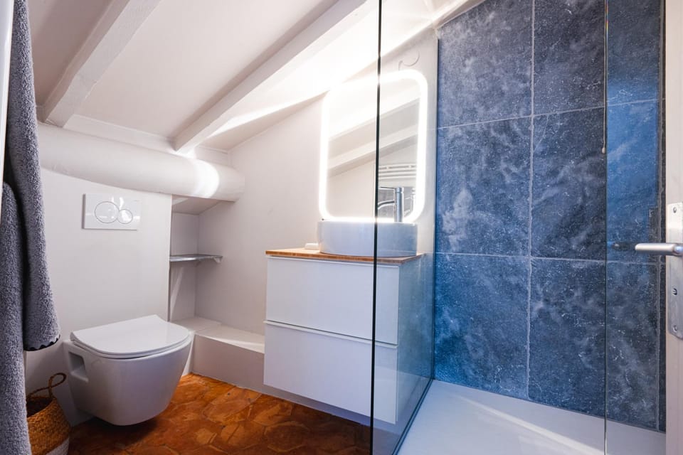 Toilet, Bathroom
