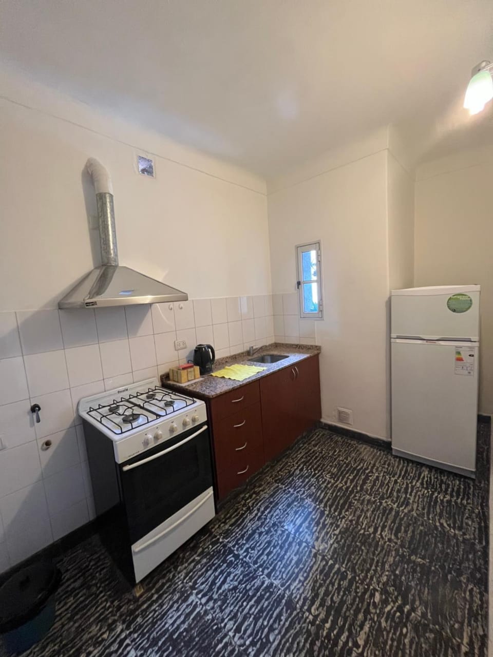 Kitchen or kitchenette, pet friendly